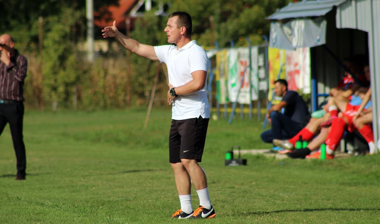 Smjena na klupi Natrona