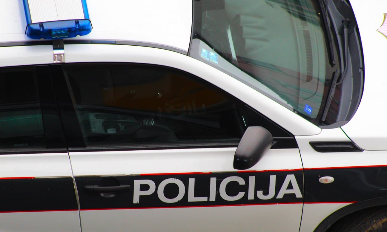 MUP ZDK: Jedno lice iz Zenice lišeno slobode zbog upotrebe vatrenog oružja