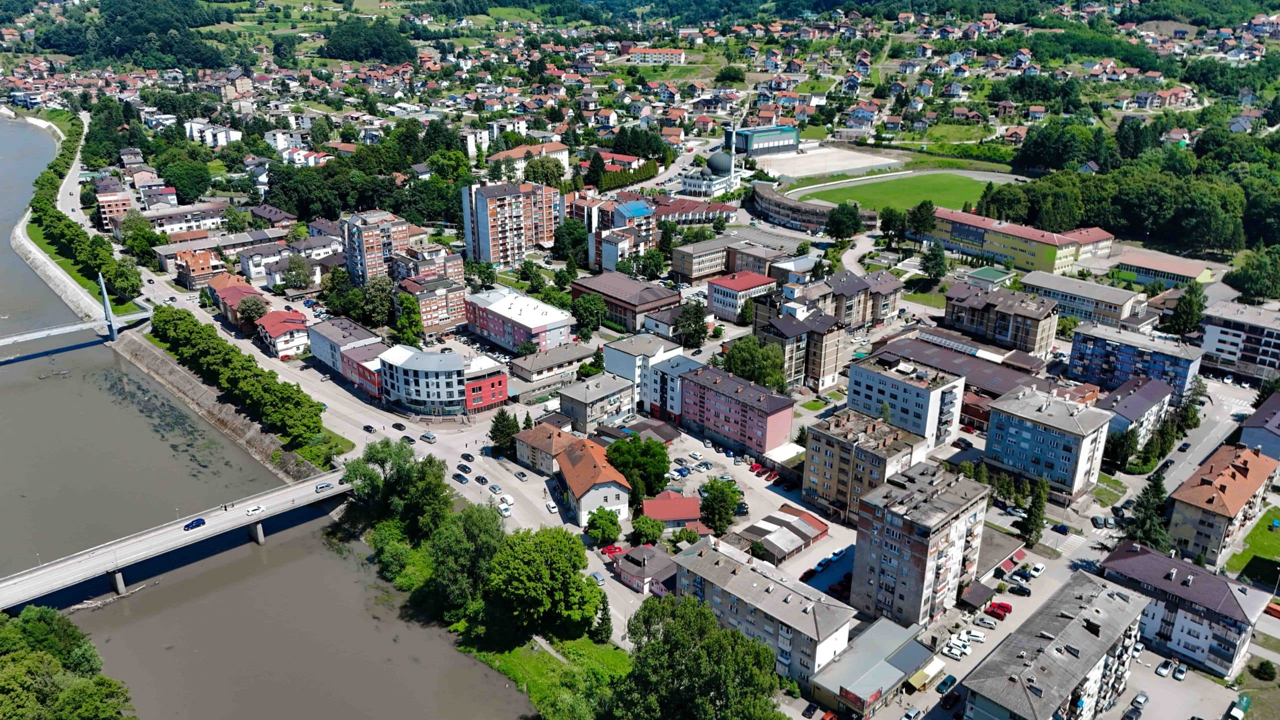 Stariji bračni par iz Zavidovića bi sutra mogao završiti na ulici: Iako su kupili stan prije skoro 25 godina, naređena deložacija